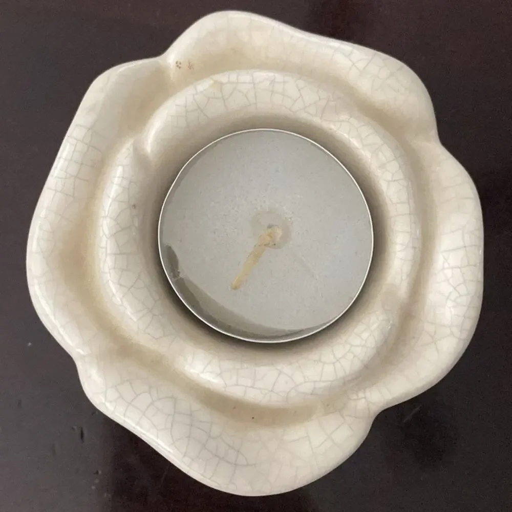 Vintage Hallmark cream ceramic rose‎ petal tea light candle holder